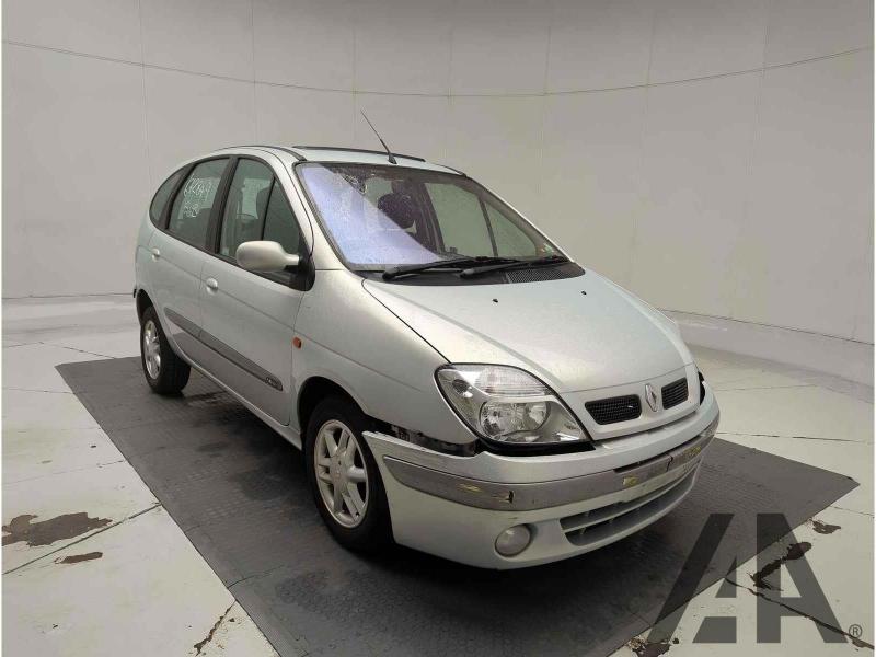 2003 RENAULT SCENIC PRIVILEGE PLUS 16V 1598cc PETROL AUTOMATIC 4 Speed 5 DOOR MPV