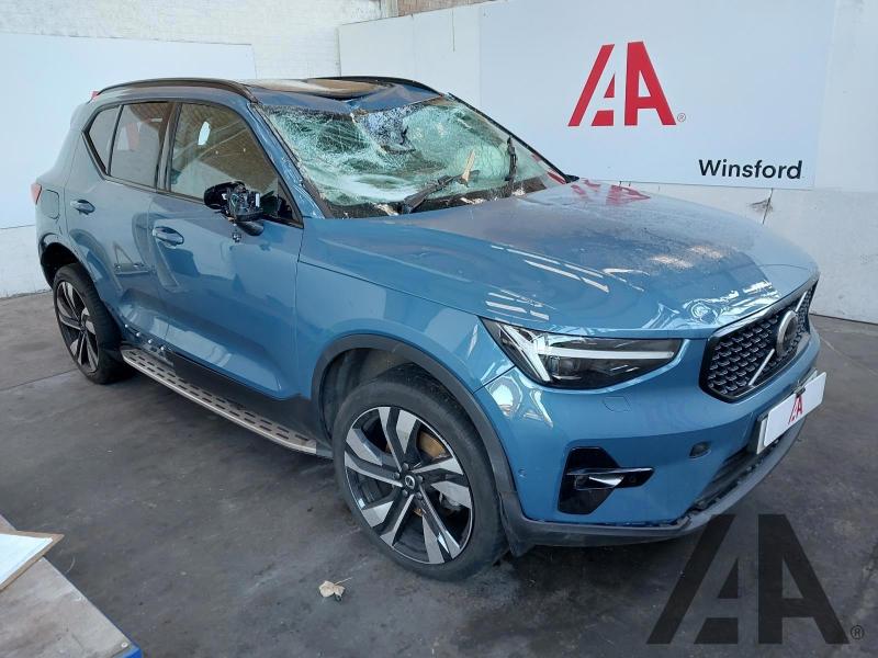 2024 VOLVO XC40 B3 ULTRA 1969cc TURBO PETROL SEMI AUTO 5 DOOR ESTATE