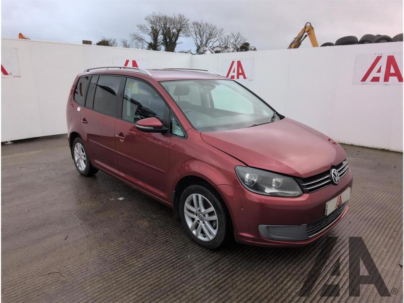 2011 VOLKSWAGEN TOURAN SE TDI 1598cc TURBO DIESEL MANUAL 5 DOOR MPV