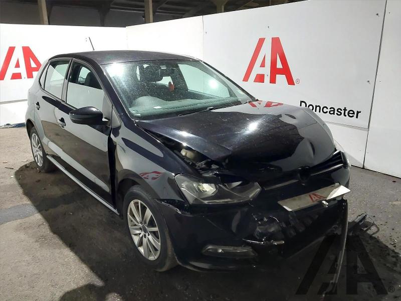 2015 VOLKSWAGEN POLO SE TDI BLUEMOTION 1422cc TURBO DIESEL MANUAL 5 Speed 5 DOOR HATCHBACK