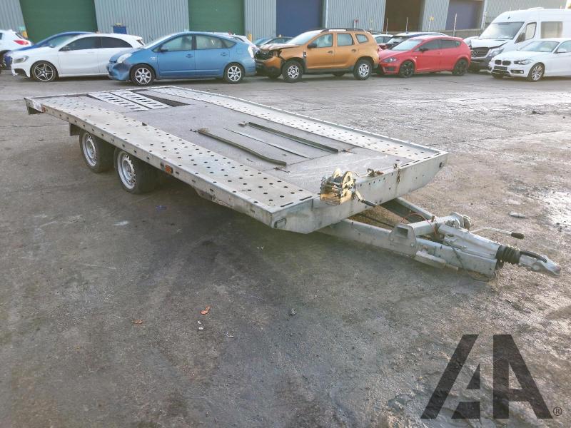 FORD KA IFOR WILLIAMS TRAILER HATCHBACK