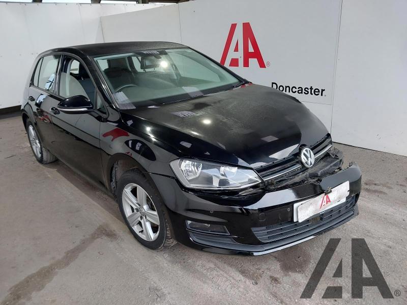 2015 VOLKSWAGEN GOLF MATCH TDI BLUEMOTION TECHNOLOG 1598cc TURBO DIESEL MANUAL 5 Speed 5 DOOR HATCHBACK