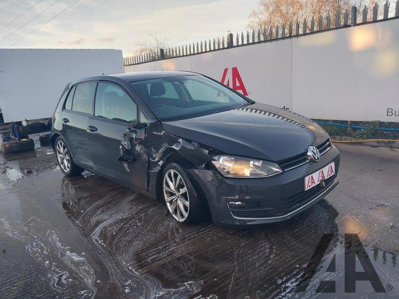 2013 VOLKSWAGEN GOLF GT TDI BLUEMOTION TECHNOLOGY 1968cc TURBO DIESEL MANUAL 6 Speed 5 DOOR HATCHBACK