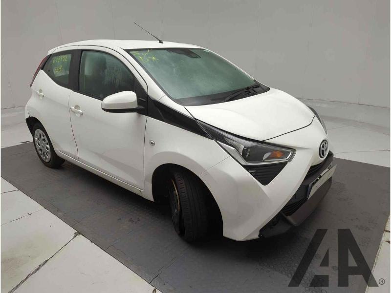 2020 TOYOTA AYGO VVT-I X-PLAY X-SHIFT TSS 998cc PETROL MANUAL 5 DOOR HATCHBACK