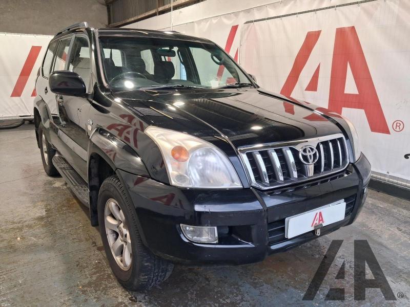 2004 TOYOTA LAND CRUISER 2982cc