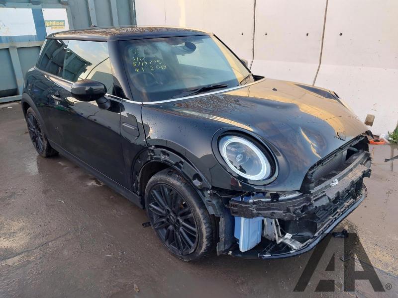 2022 MINI HATCH COOPER EXCLUSIVE 1499cc TURBO PETROL SEMI AUTO 3 DOOR HATCHBACK