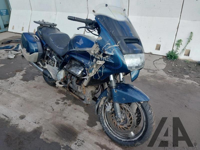 1995 HONDA ST (PAN EUROPEAN) 1084cc NA IFIED MOTORCYCLE