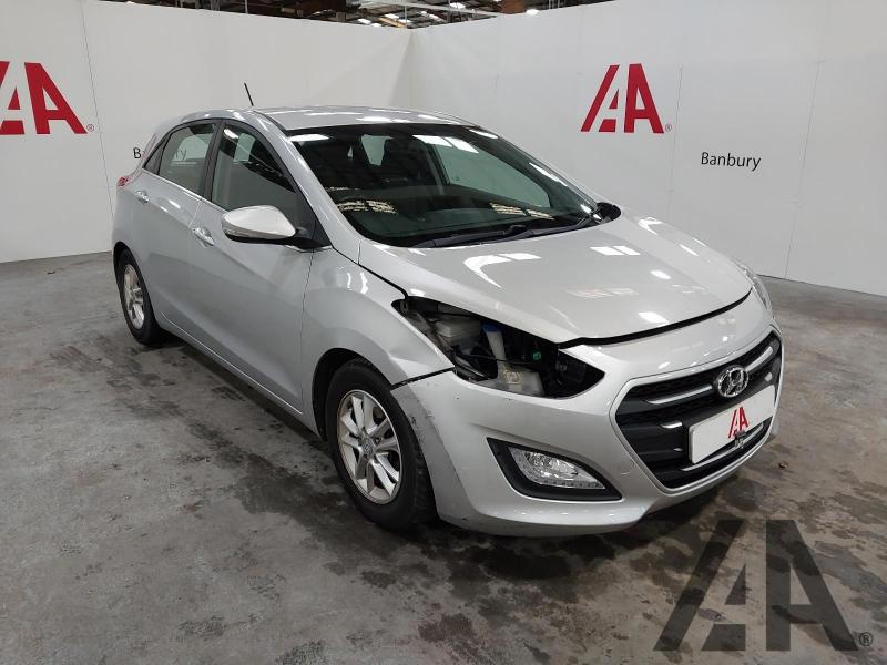 2016 HYUNDAI I30 CRDI SE NAV BLUE DRIVE 1582cc TURBO DIESEL MANUAL 6 Speed 5 DOOR HATCHBACK