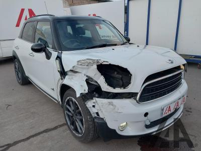 Image of 2015 MINI COUNTRYMAN COOPER D4 1598cc TURBO DIESEL MANUAL 6 Speed 5 DOOR HATCHBACK