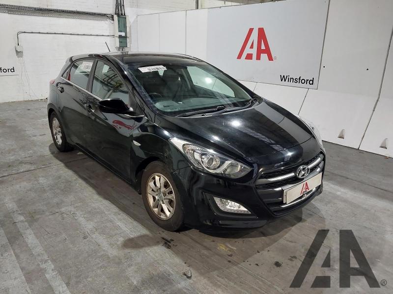 2016 HYUNDAI I30 CRDI SE BLUE DRIVE 1582cc TURBO DIESEL MANUAL 6 Speed 5 DOOR HATCHBACK