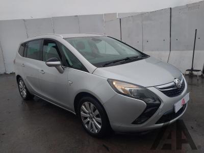 Image of 2014 VAUXHALL ZAFIRA TOURER SE CDTI 1956cc TURBO DIESEL AUTOMATIC 6 Speed 5 DOOR MPV
