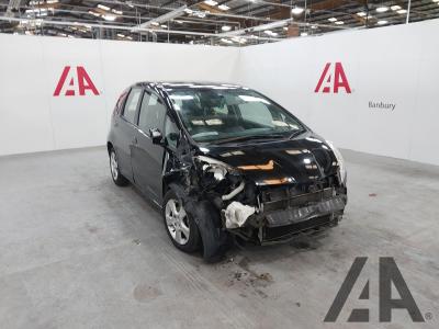 Image of 2011 HONDA JAZZ I-VTEC ES I-SHIFT 1339cc PETROL SEMI AUTO 6 Speed 5 DOOR HATCHBACK