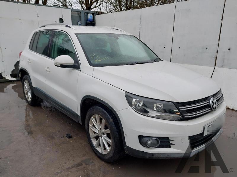 2012 VOLKSWAGEN TIGUAN SE TDI BLUEMOTION TECHNOLOGY 4 1968cc TURBO DIESEL MANUAL 6 Speed 5 DOOR ESTATE