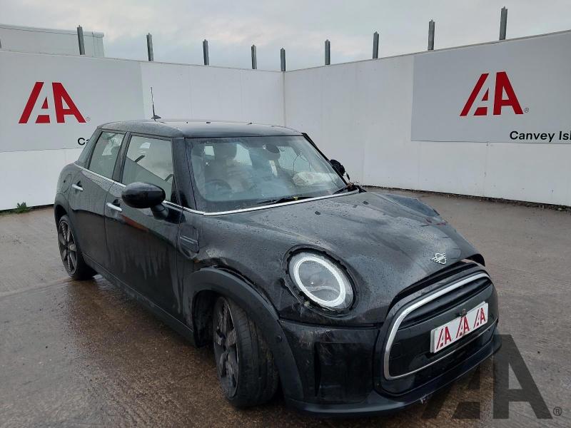 2022 MINI HATCH COOPER EXCLUSIVE 1499cc TURBO PETROL SEMI AUTO 5 DOOR HATCHBACK