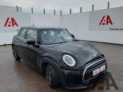 Image of 2022 MINI HATCH COOPER EXCLUSIVE 1499cc TURBO PETROL SEMI AUTO 5 DOOR HATCHBACK