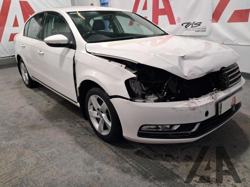 2013 VOLKSWAGEN PASSAT S TDI BLUEMOTION TECHNOLOGY 1598cc TURBO DIESEL MANUAL 6 Speed 4 DOOR SALOON