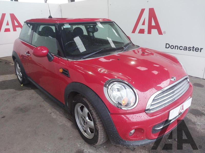 2011 MINI HATCH COOPER D 1598cc TURBO DIESEL MANUAL 6 Speed 3 DOOR HATCHBACK
