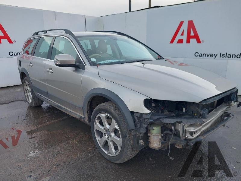 2011 VOLVO XC70 D5 SE LUX AWD 2400cc TURBO DIESEL AUTOMATIC 6 Speed 5 DOOR ESTATE