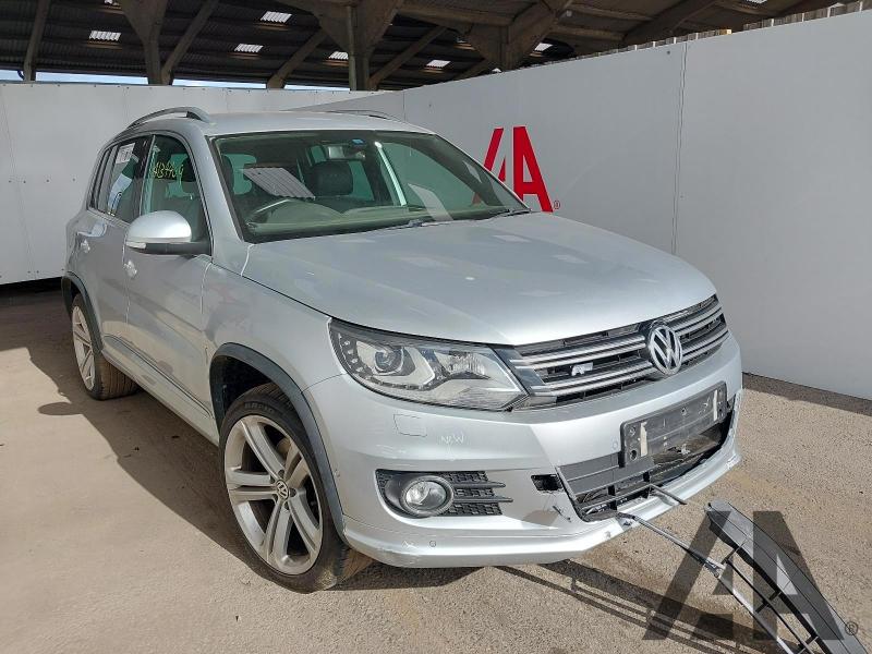 2015 VOLKSWAGEN TIGUAN R LINE EDITION TDI BMT 4MOTION 1968cc TURBO DIESEL SEMI AUTO 7 Speed 5 DOOR ESTATE