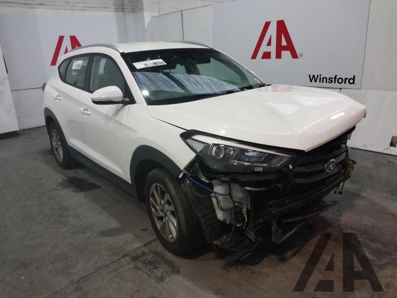 2017 HYUNDAI TUCSON CRDI SE NAV BLUE DRIVE 1685cc TURBO DIESEL MANUAL 5 DOOR ESTATE