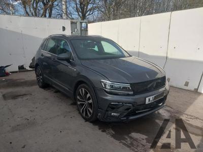 Image of 2019 VOLKSWAGEN TIGUAN R-LINE TECH TDI 1968cc TURBO DIESEL MANUAL 6 Speed 5 DOOR ESTATE