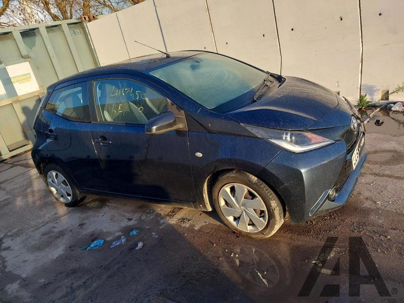 2016 TOYOTA AYGO VVT-I X-PLAY 998cc PETROL MANUAL 5 DOOR HATCHBACK