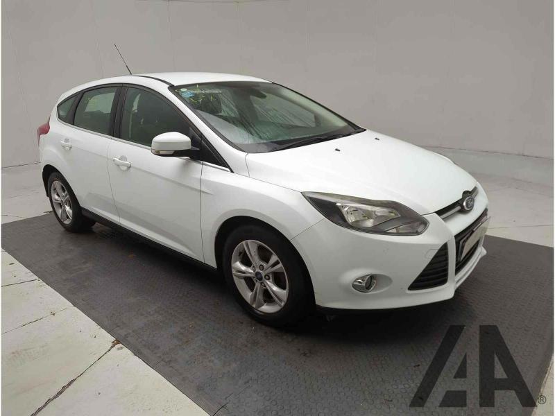 2013 FORD FOCUS ZETEC 1596cc PETROL AUTOMATIC 6 Speed 5 DOOR HATCHBACK