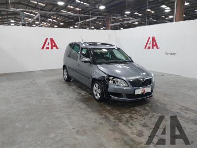 Image of 2013 SKODA ROOMSTER SE TDI CR 1598cc TURBO DIESEL MANUAL 5 Speed 5 DOOR MPV