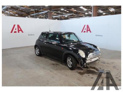 Image of 2004 MINI HATCH ONE 1598cc PETROL CVT 1 Speed 3 DOOR HATCHBACK