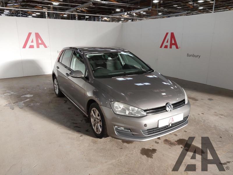 2013 VOLKSWAGEN GOLF SE TSI BLUEMOTION TECHNOLOGY 1395cc TURBO PETROL MANUAL 6 Speed 5 DOOR HATCHBACK