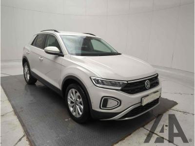 Image of 2025 VOLKSWAGEN T-ROC MATCH TSI DSG 1498cc TURBO PETROL SEMI AUTO 5 DOOR HATCHBACK