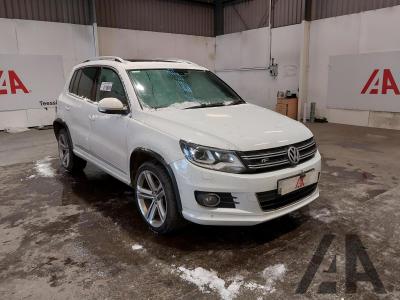 Image of 2014 VOLKSWAGEN TIGUAN R LINE TDI BLUEMOTION TECH 4MO 1968cc TURBO DIESEL SEMI AUTO 7 Speed 5 DOOR ESTATE