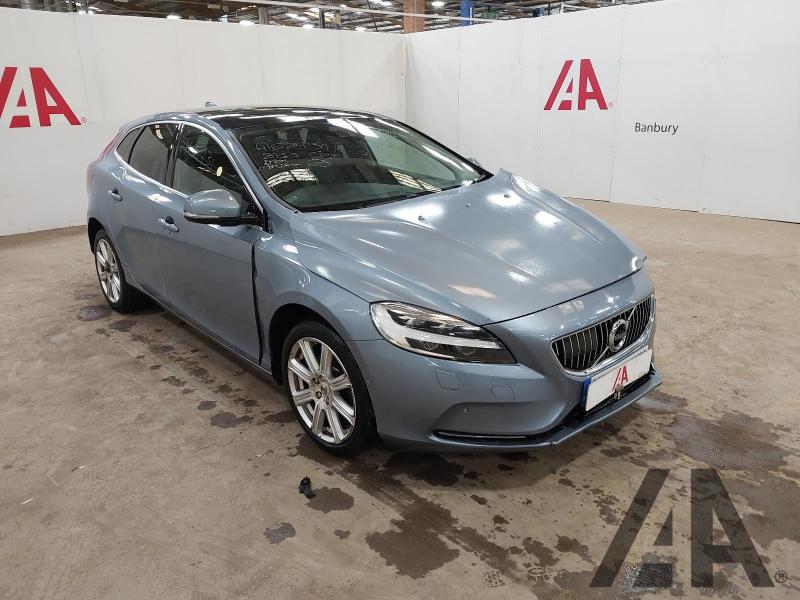2019 VOLVO V40 T2 INSCRIPTION 1969cc TURBO PETROL MANUAL 6 Speed 5 DOOR HATCHBACK