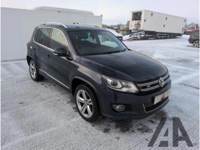 Image of 2015 VOLKSWAGEN TIGUAN R LINE TDI BLUEMOTION TECHNOLO 1968cc TURBO DIESEL MANUAL 6 Speed 5 DOOR ESTATE