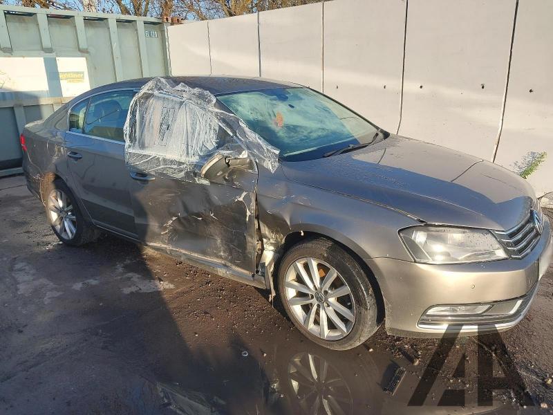 2014 VOLKSWAGEN PASSAT EXECUTIVE TDI BLUEMOTION TECHN 1968cc TURBO DIESEL MANUAL 6 Speed 4 DOOR SALOON