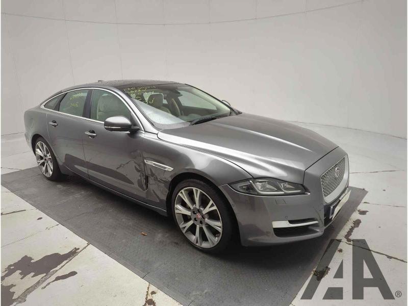 2017 JAGUAR XJ D V6 PORTFOLIO 2993cc TURBO DIESEL AUTOMATIC 8 Speed 4 DOOR SALOON