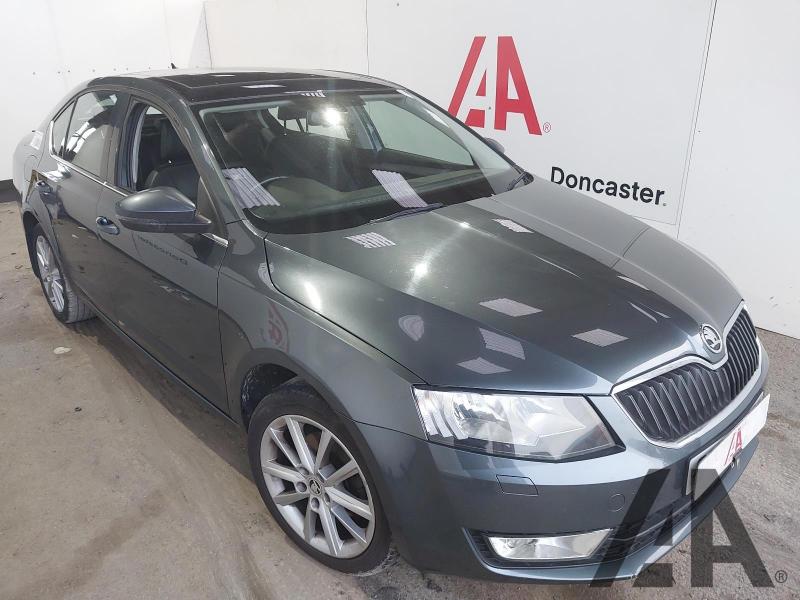 2015 SKODA OCTAVIA ELEGANCE TDI CR 1968cc TURBO DIESEL MANUAL 6 Speed 5 DOOR ESTATE
