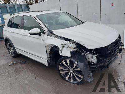 Image of 2019 VOLKSWAGEN TIGUAN R-LINE TECH TDI 1968cc TURBO DIESEL MANUAL 6 Speed 5 DOOR ESTATE