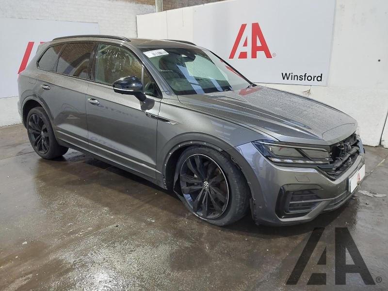 2021 VOLKSWAGEN TOUAREG V6 BLACK EDITION TDI 2967cc TURBO DIESEL AUTOMATIC 5 DOOR ESTATE