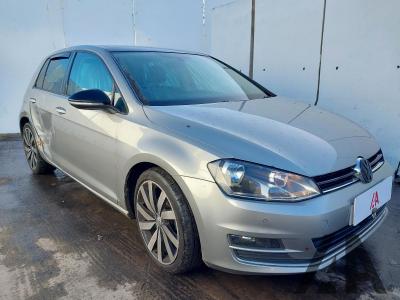 Image of 2016 VOLKSWAGEN GOLF GT EDITION TDI BLUEMOTION TECH 1968cc TURBO DIESEL MANUAL 6 Speed 5 DOOR HATCHBACK