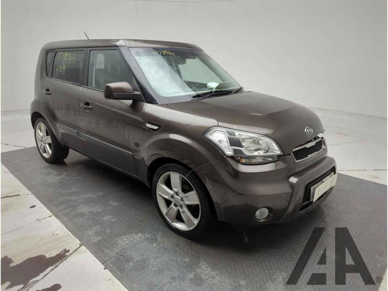 2011 KIA SOUL SHAKER CRDI 1582cc TURBO DIESEL MANUAL 5 Speed 5 DOOR HATCHBACK