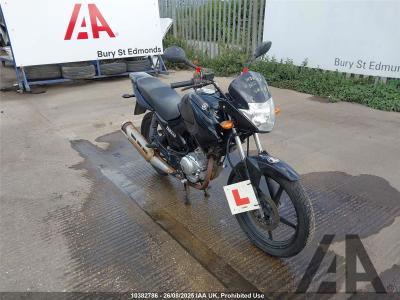 Image of 2015 YAMAHA YBR 125cc PETROL MANUAL MOTORCYCLE