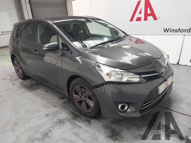 2015 TOYOTA VERSO D-4D TREND 1598cc TURBO DIESEL MANUAL 6 Speed 5 DOOR MPV