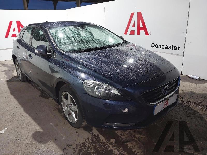 2014 VOLVO V40 D2 ES 1560cc TURBO DIESEL MANUAL 6 Speed 5 DOOR HATCHBACK