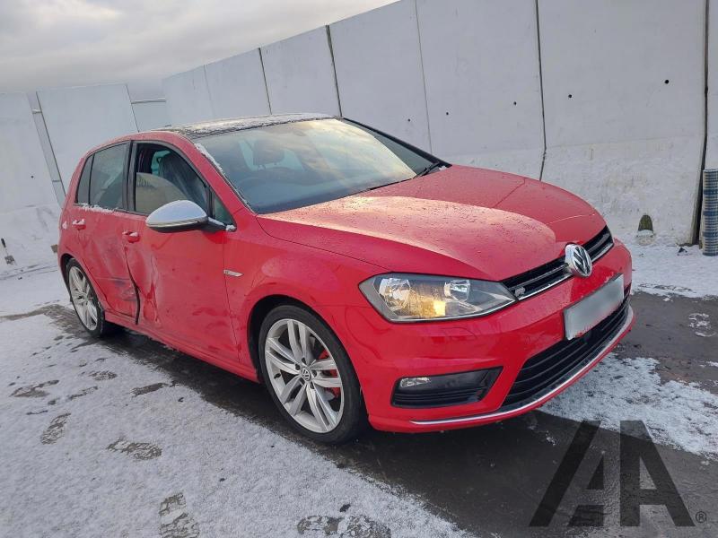 2016 VOLKSWAGEN GOLF R-LINE TDI BLUEMOTION TECHNOLO 1968cc TURBO DIESEL SEMI AUTO 6 Speed 5 DOOR HATCHBACK