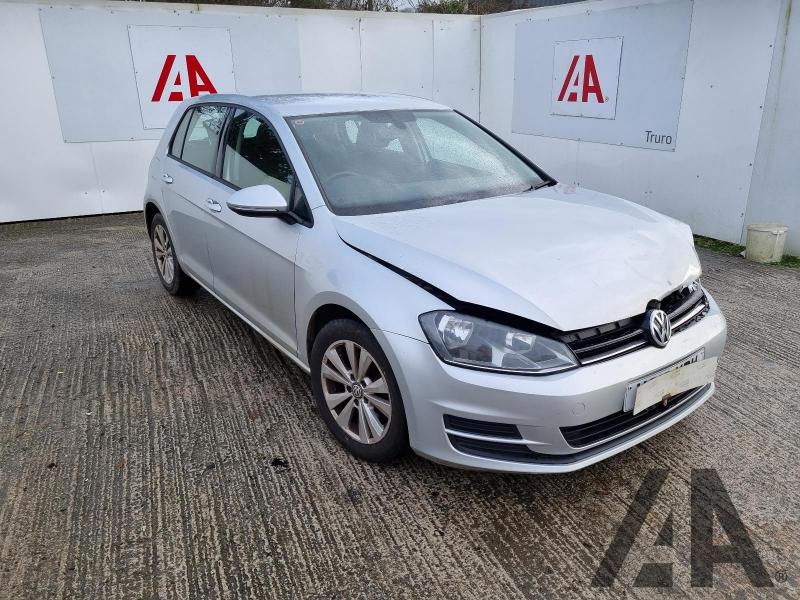 2013 VOLKSWAGEN GOLF SE TDI BLUEMOTION TECHNOLOGY 1598cc TURBO DIESEL MANUAL 5 Speed 5 DOOR HATCHBACK