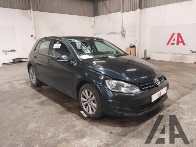 Image of 2014 VOLKSWAGEN GOLF SE TDI BLUEMOTION TECHNOLOGY 1598cc TURBO DIESEL MANUAL 5 Speed 5 DOOR HATCHBACK