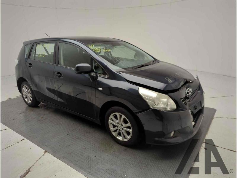 2012 TOYOTA VERSO TR D-4D 1998cc TURBO DIESEL MANUAL 6 Speed 5 DOOR MPV