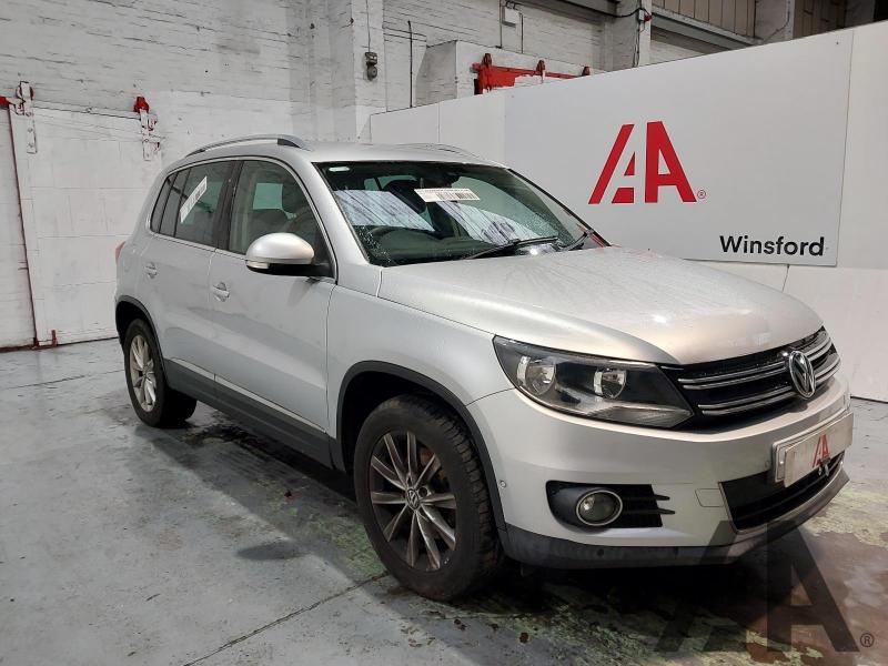 2012 VOLKSWAGEN TIGUAN SE TDI BLUEMOTION TECHNOLOGY 4 1968cc TURBO DIESEL MANUAL 6 Speed 5 DOOR ESTATE