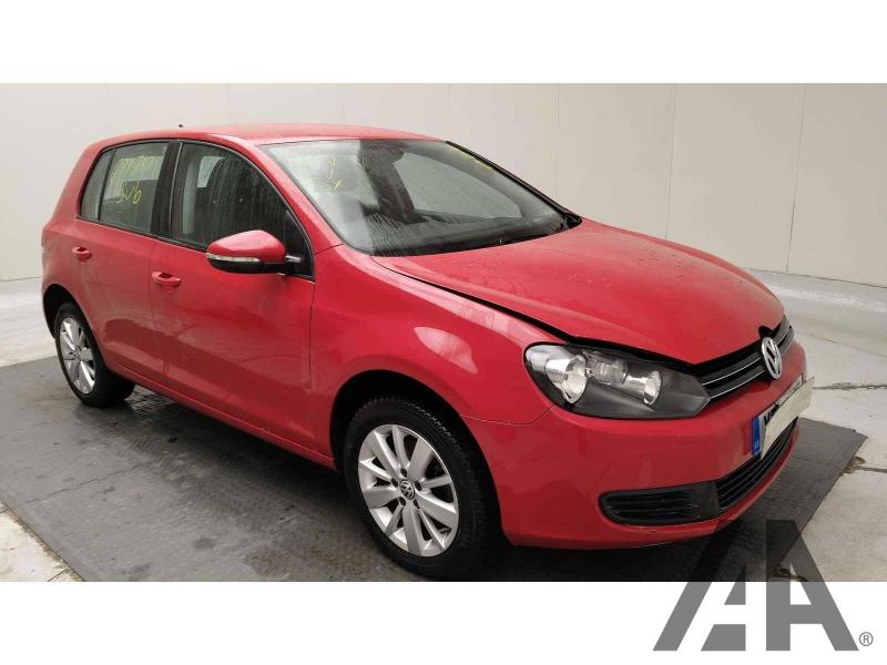 2011 VOLKSWAGEN GOLF SE TDI DSG 1968cc TURBO DIESEL SEMI AUTO 6 Speed 5 DOOR HATCHBACK